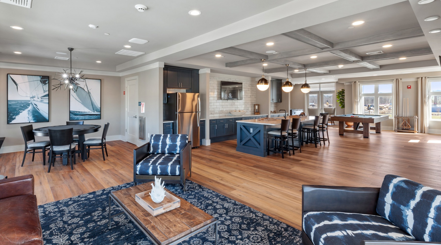 clubhouse with resident lounge